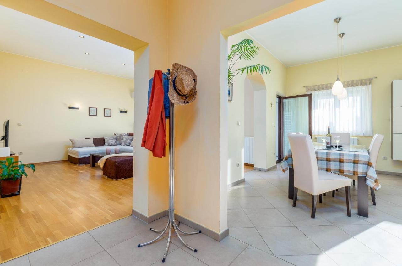 Apartment Luana A1 Fazana Exterior photo